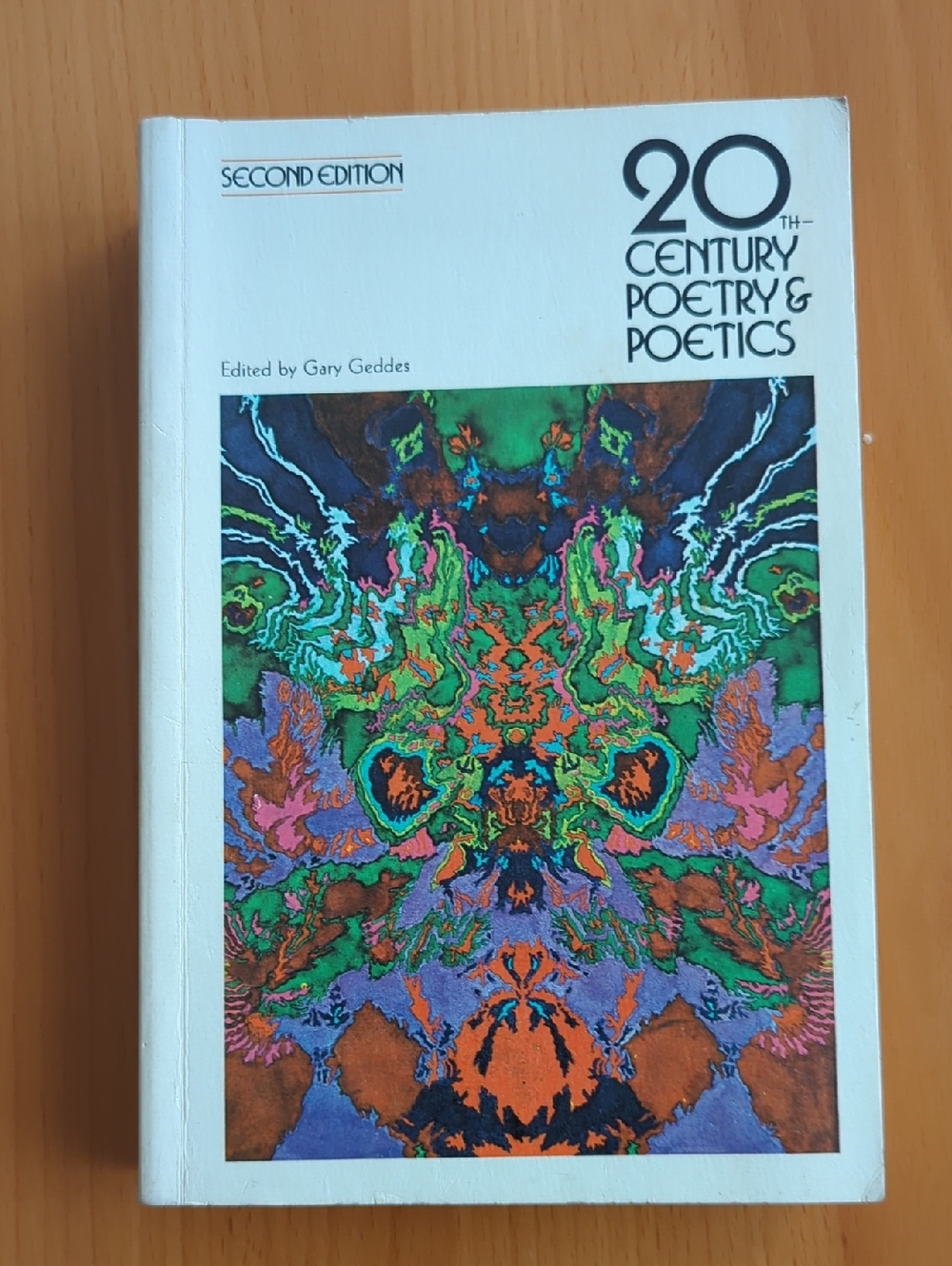Vintage Book - 20th Century Poetry & Poetics - By Oxford University Press